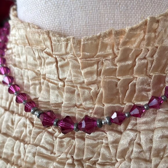 Hand made-Pretty Pink Faceted Bead Necklace and Matching Earrings - Picture 2 of 4